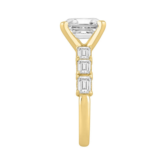 LADIES RING 4 1/2CT ROUND/EMERALD DIAMOND 14K YELLOW GOLD (CENTER STONE EMERALD DIAMOND 3.00CT)