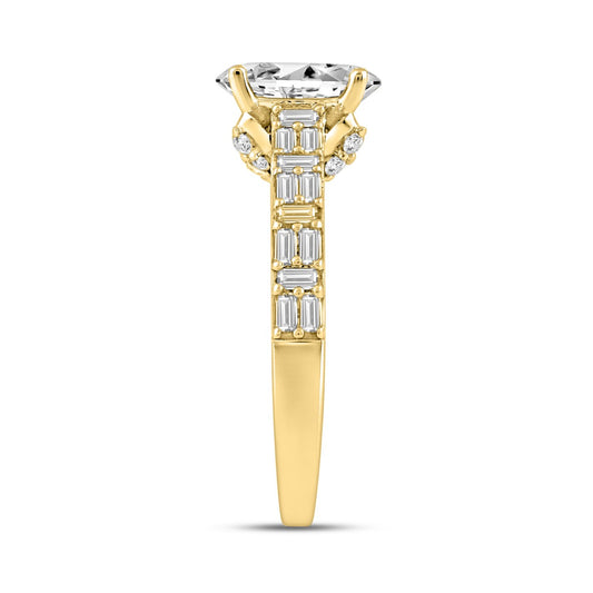 LADIES RING 2 1/2CT ROUND/BAGUETTE/OVAL DIAMOND 14K YELLOW GOLD (CENTER STONE OVAL DIAMOND 2.00CT)