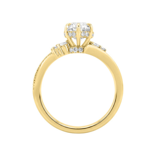 14K YELLOW GOLD 2 1/4CT ROUND/MARQUISE DIAMOND LADIES RING (CENTER STONE MARQUISE DIAMOND 2CT)