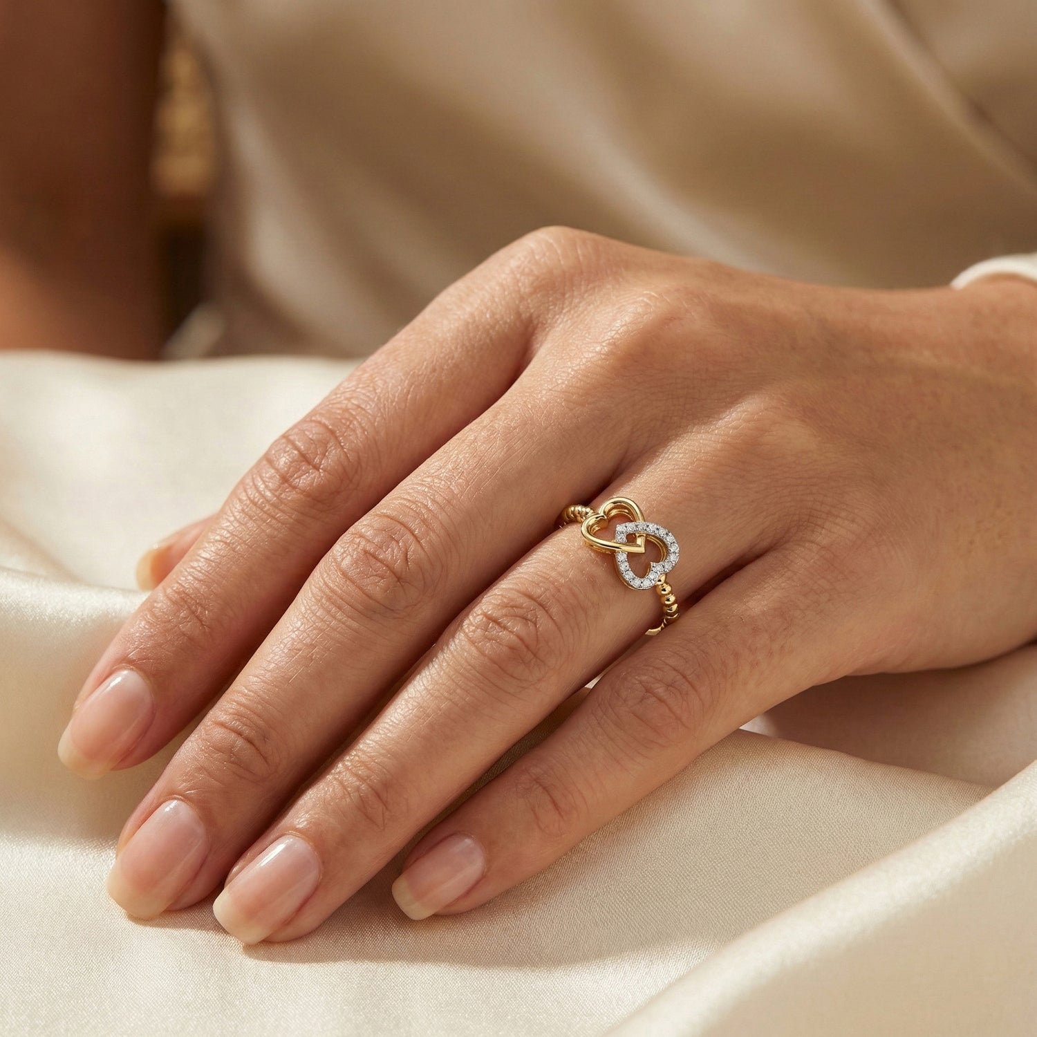 LADIES RING 0.10CT ROUND DIAMOND 10K YELLOW GOLD