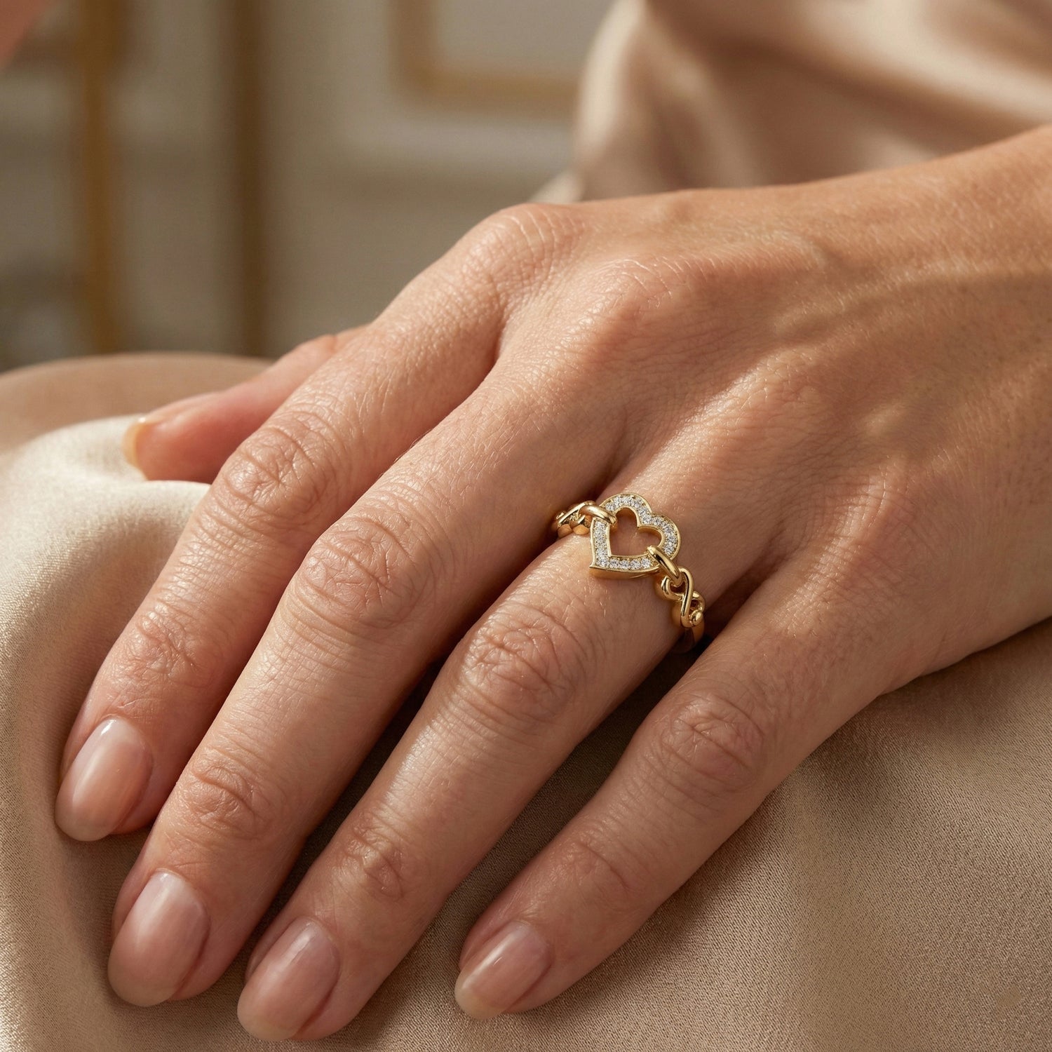 LADIES RING 0.05CT ROUND DIAMOND 10K YELLOW GOLD