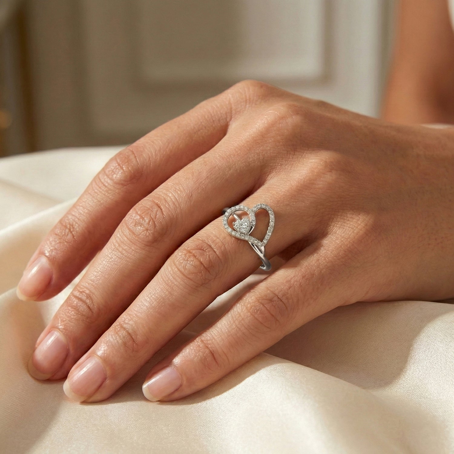 Elegant Ladies Heart Ring 0.15Ct Round Diamond Sterling Silver White Romantic Promise Jewelry For Women