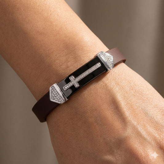 Men�S Sterling Silver White Bracelet With Brown Leather Strap And Central Black Accent � 0.25Ct
