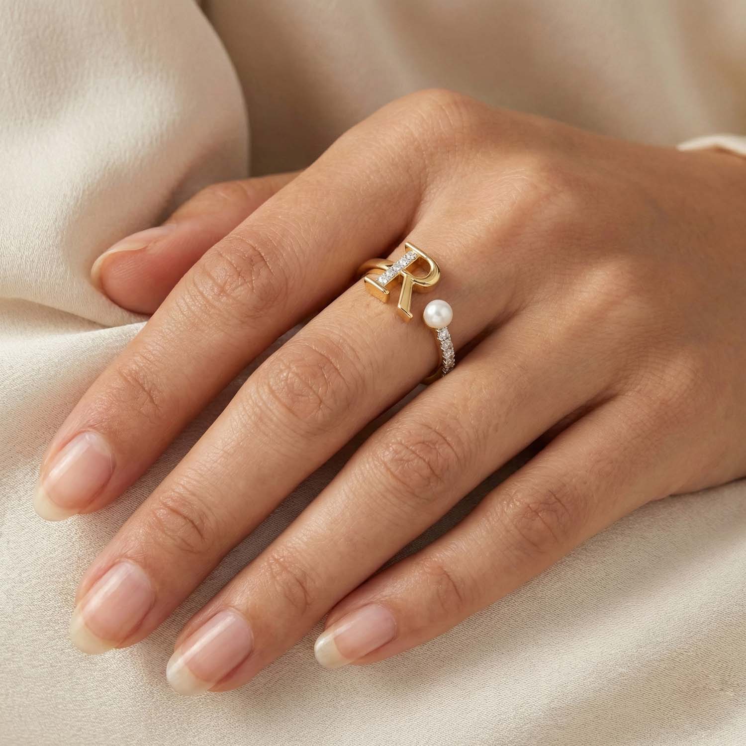 LADIES RING 0.10CT ROUND/PEARL DIAMOND 10K YELLOW GOLD