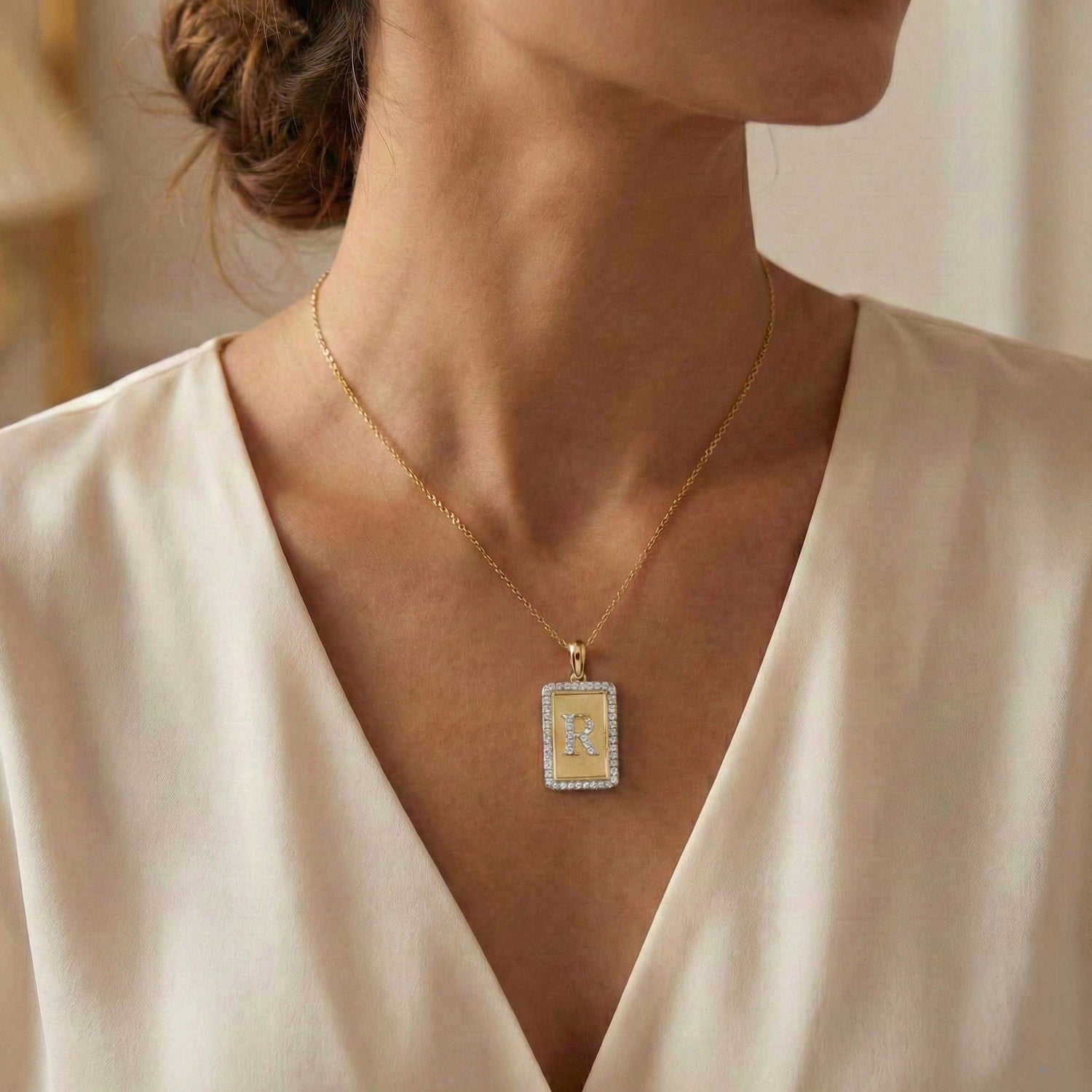 Elegant Ladies 0.20Ct Round Diamond �R Alphabet Fashion Pendant With Chain � 10K Yellow Gold