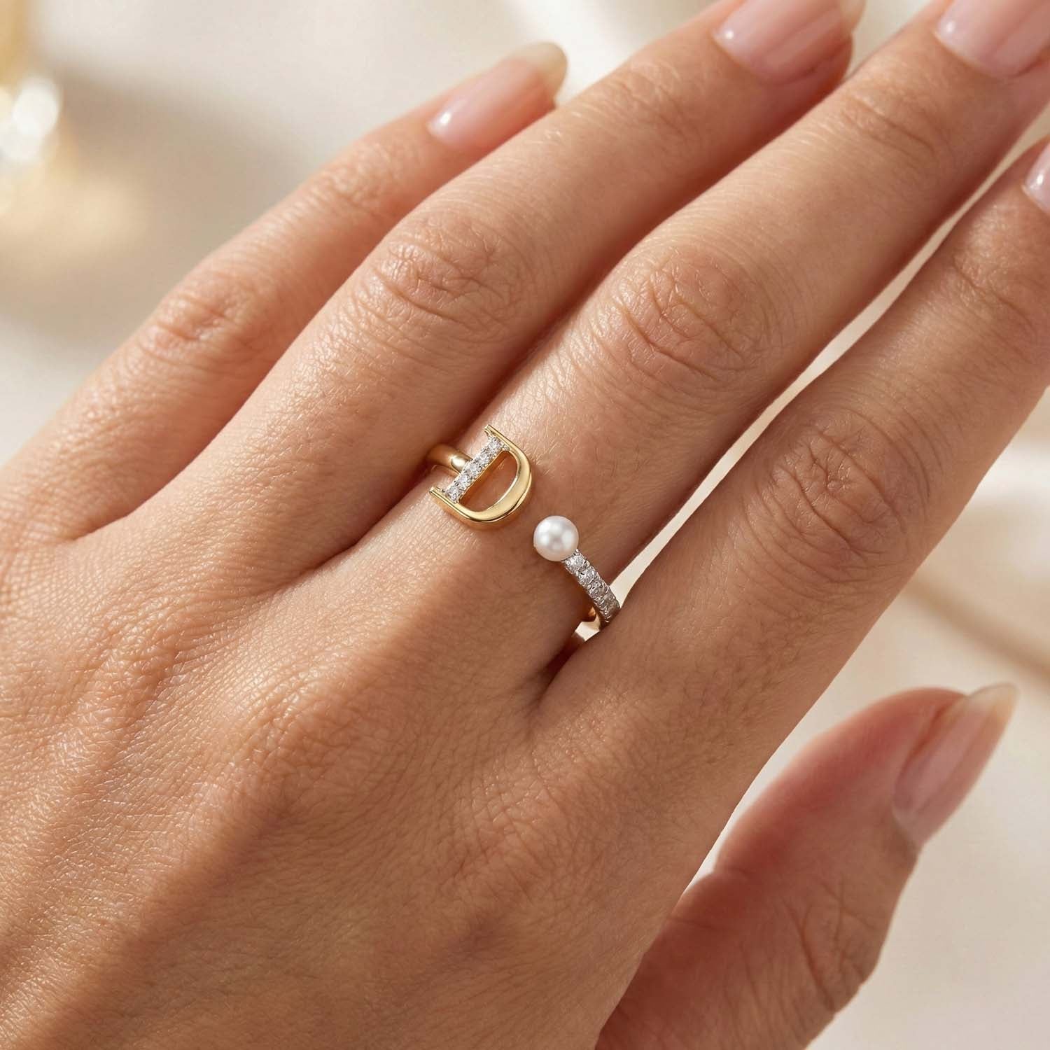 LADIES RING 0.10CT ROUND/PEARL DIAMOND 10K YELLOW GOLD