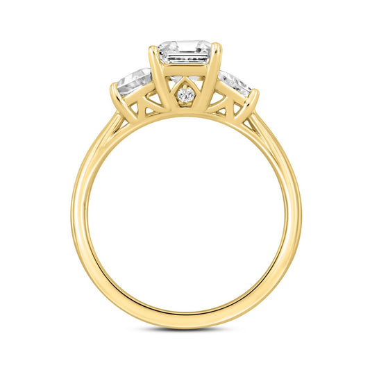 LADIES RING 2 3/4CT ROUND/TRAPEZOID/EMERALD DIAMOND 14K YELLOW GOLD
