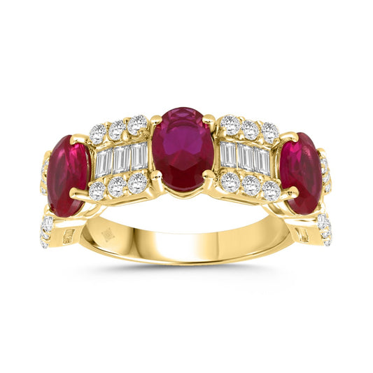 LADIES BAND 1CT ROUND/BAGUETTE/OVAL DIAMOND 14K YELLOW GOLD (CENTER STONE OVAL DIAMOND 2CT )