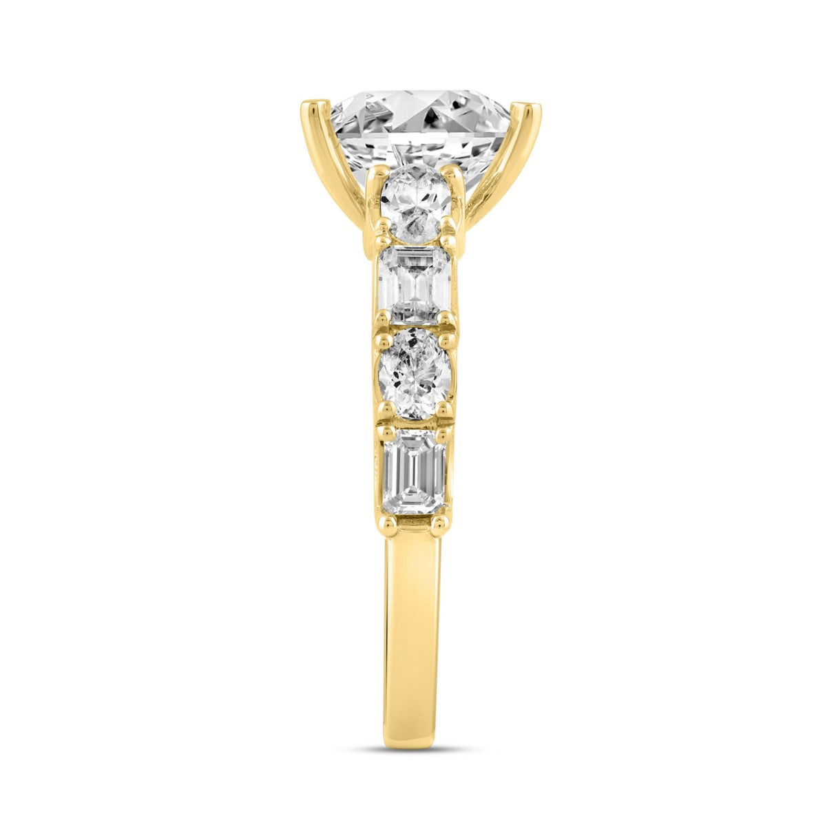 LADIES RING 3 1/2CT ROUND/EMERALD/OVAL DIAMOND 14K YELLOW GOLD (CENTER STONE OVAL DIAMOND 2.00CT)