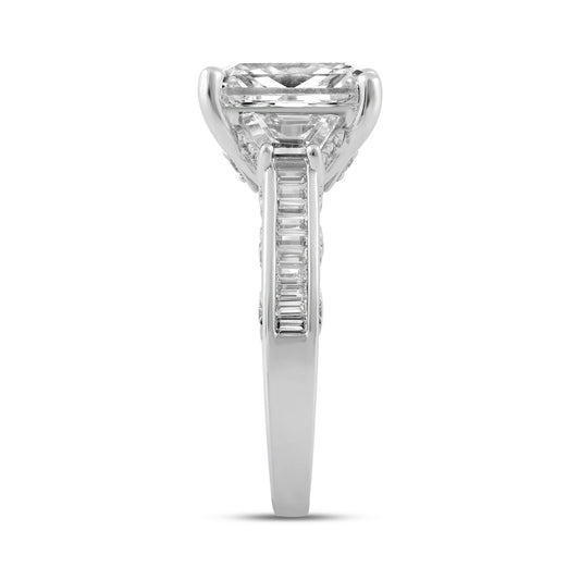14K WHITE GOLD 4 1/4CT ROUND/RADIANT/BAGUETTE /TRAPEZOID DIAMOND LADIES RING