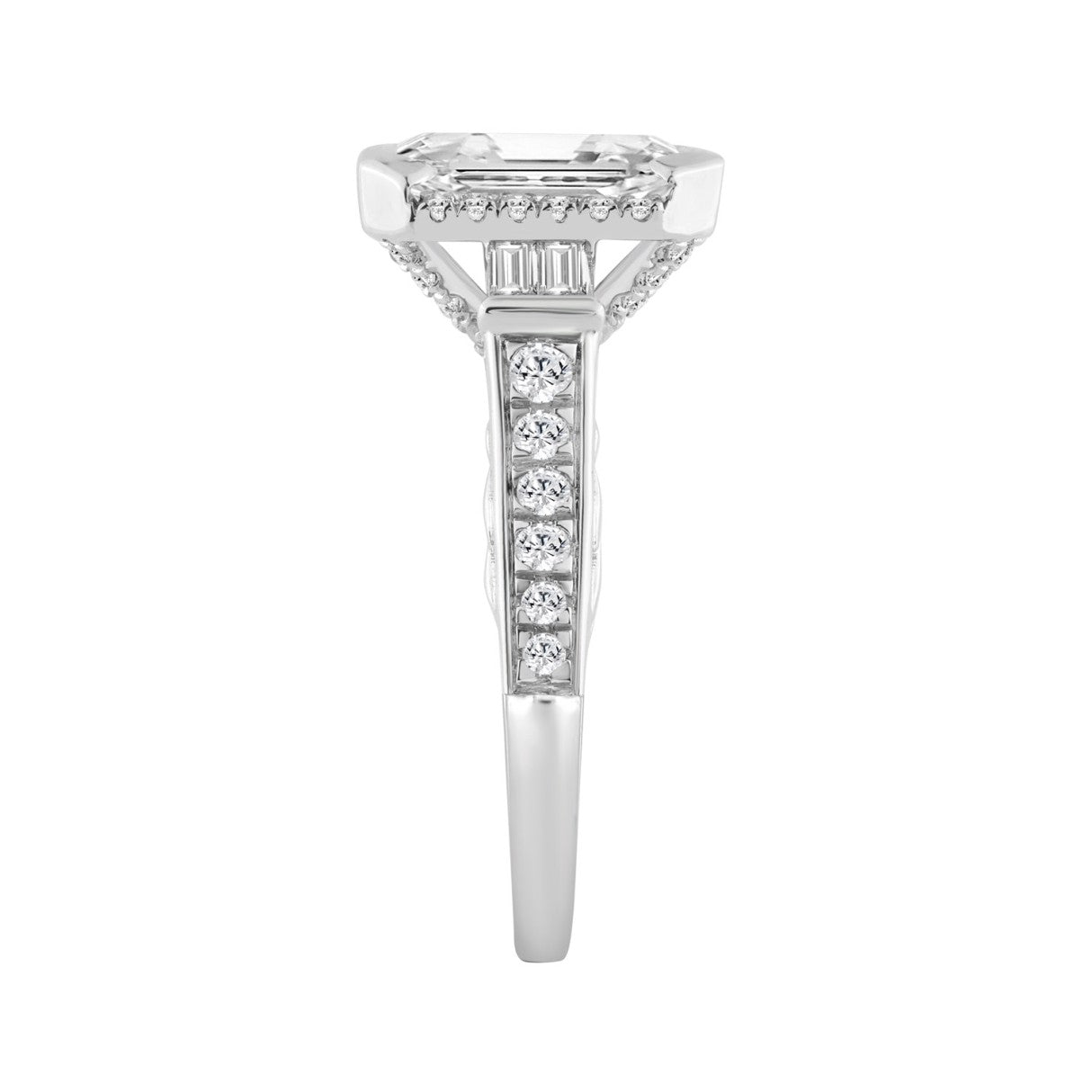 14K WHITE GOLD 3 1/2CT ROUND/EMERALD/BAGUETTE DIAMOND LADIES RING (CENTER STONE EMERALD DIAMOND 3.00CT)