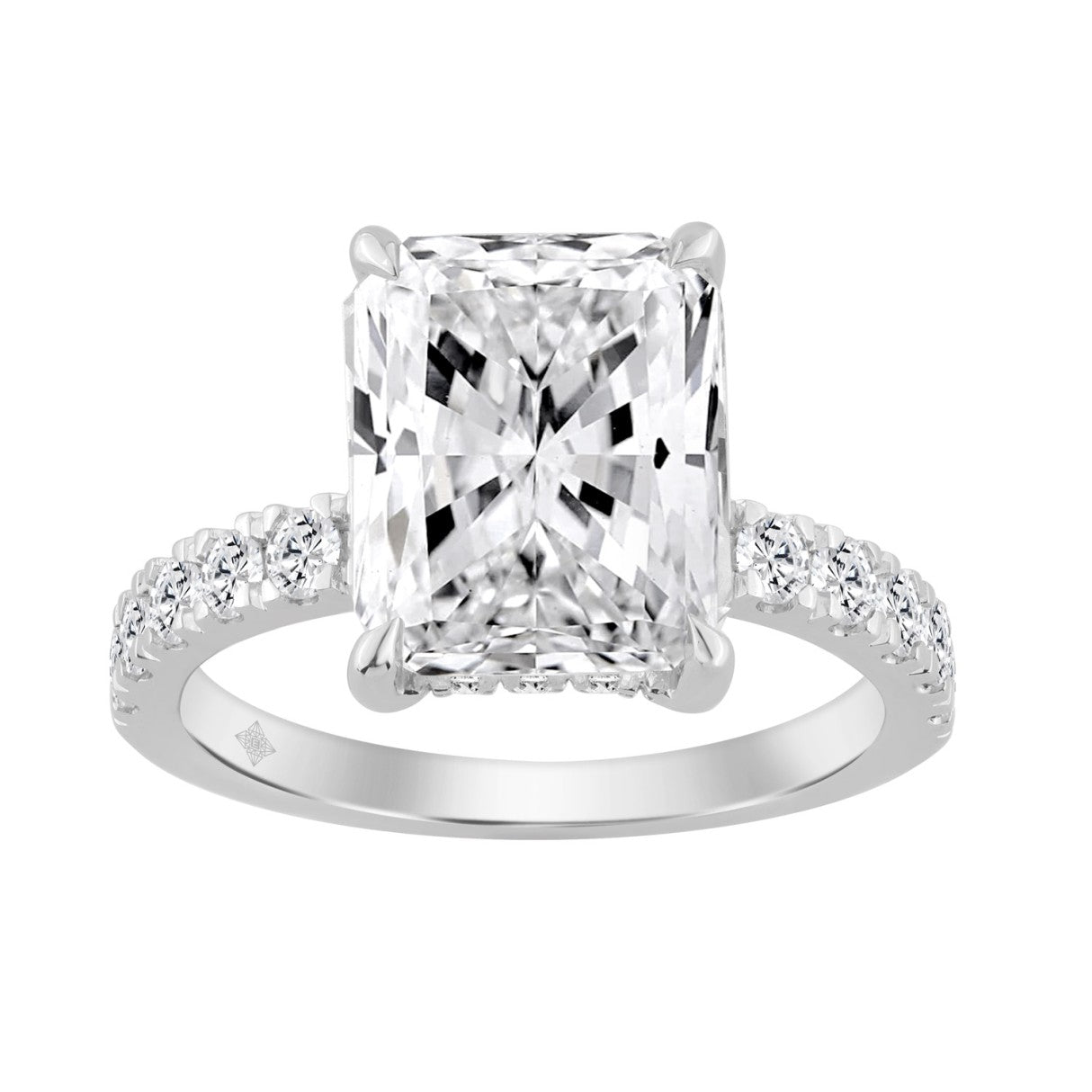 14K WHITE GOLD 4 3/4CT ROUND/RADIANT DIAMOND LADIES RING (CENTER STONE RADIANT DIAMOND 4.00CT)