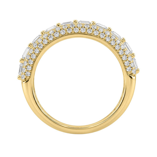 Elegant 14K Yellow Gold Ladies Ladies Ring 3 1/4Ct Round & Emerald Cut Diamonds